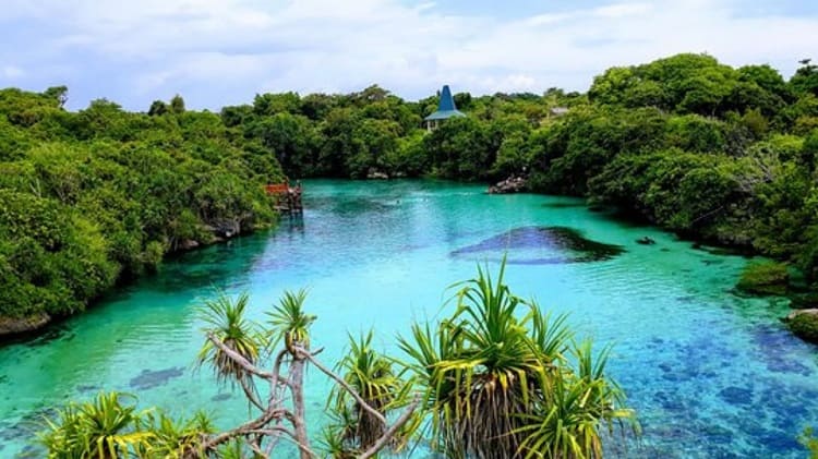 Danau Weekuri