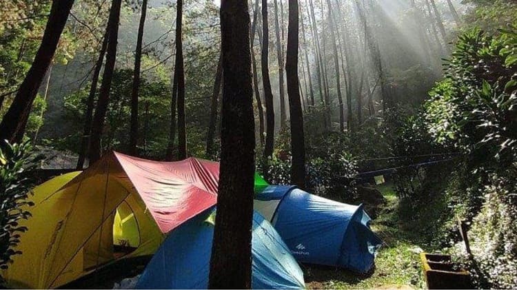 Fasilitas dan Wahana di Curug Cilember Bogor