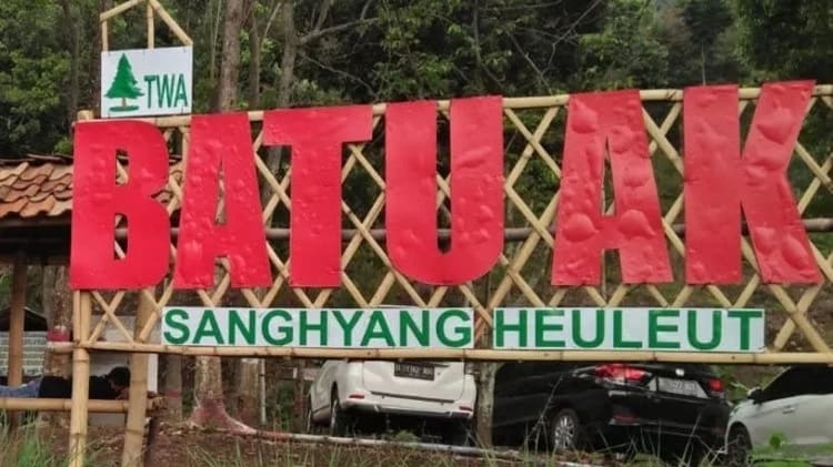 Harga Tiket Masuk di Sanghyang Heuleut