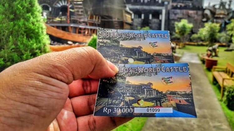 Harga Tiket Masuk di The Lost World Castle