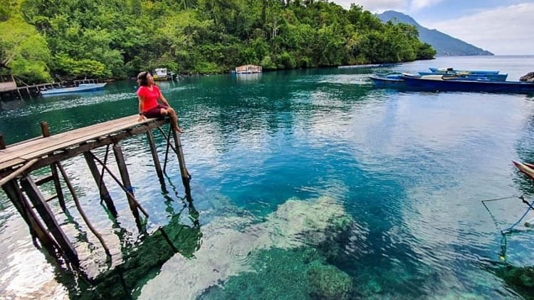 Pantai Sulamadaha