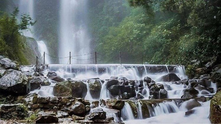 Tentang Tempat Wisata Curug Cilember Bogor